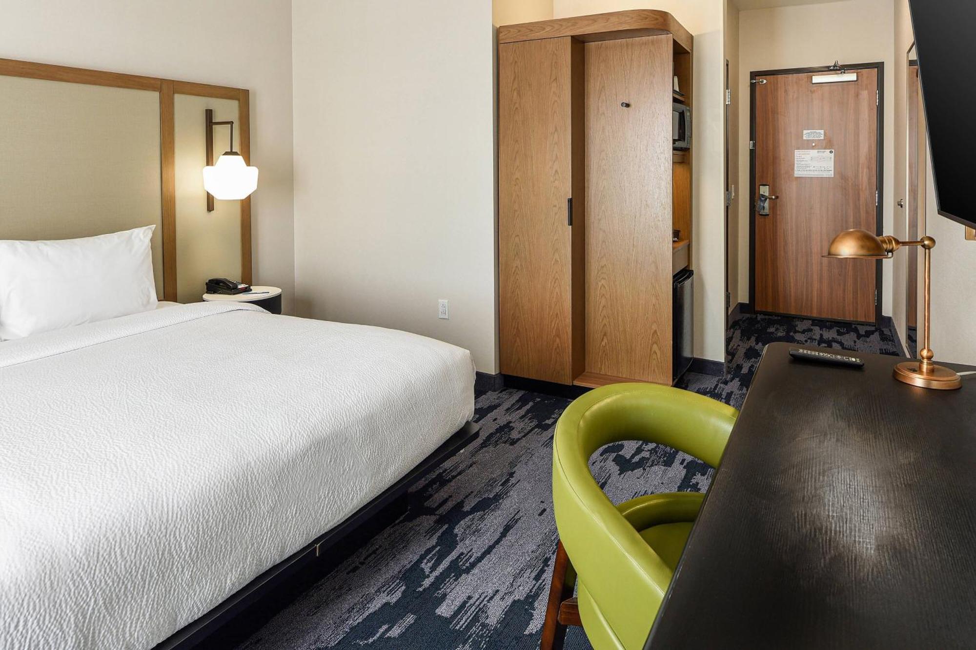 Fairfield Inn & Suites By Marriott Менифи Экстерьер фото